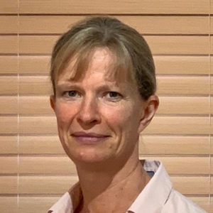 Registered Osteopath in Brighton and Hove Stephanie Witts